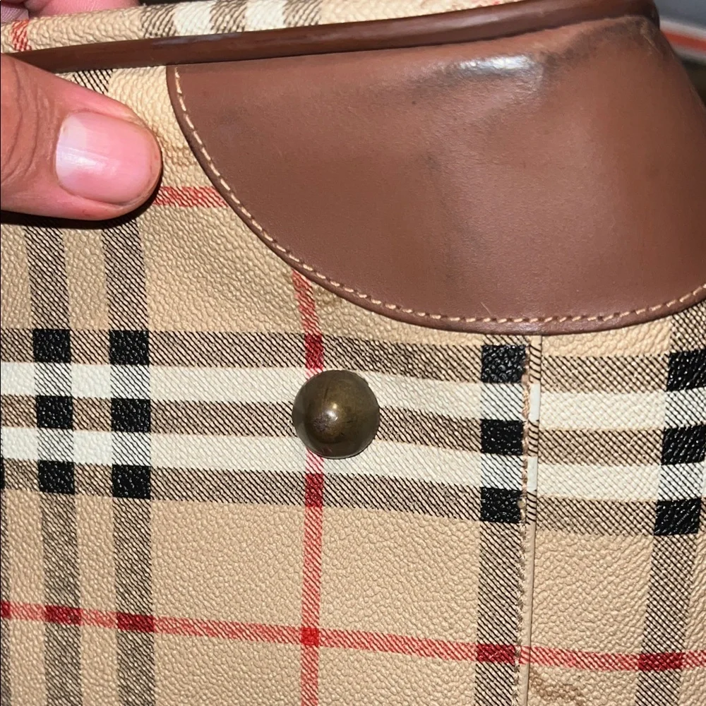 Burberry Brown Checkered Duffle Bag - Picture 5 of 7